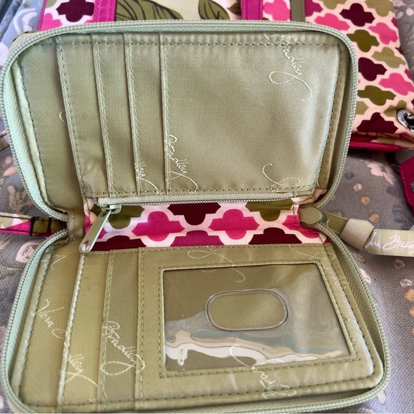Vera Bradley Hello Dahlia print Crossbody Purse and Matching Wallet Set - Picture 5 of 13